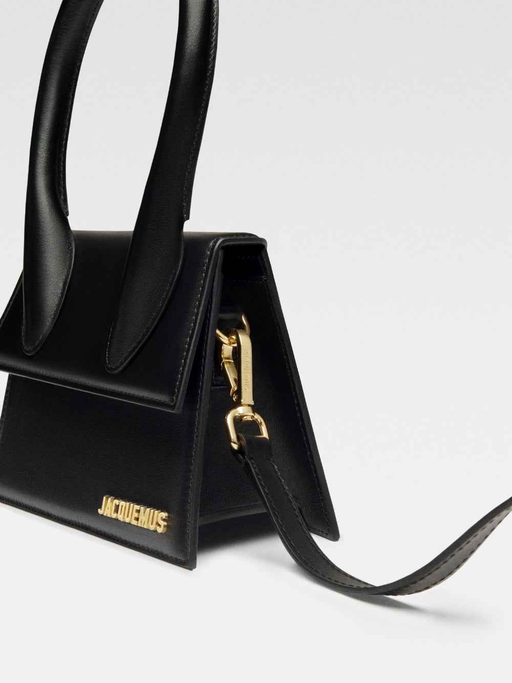 Jacquemus Black leather Le Chiquito moyen bag