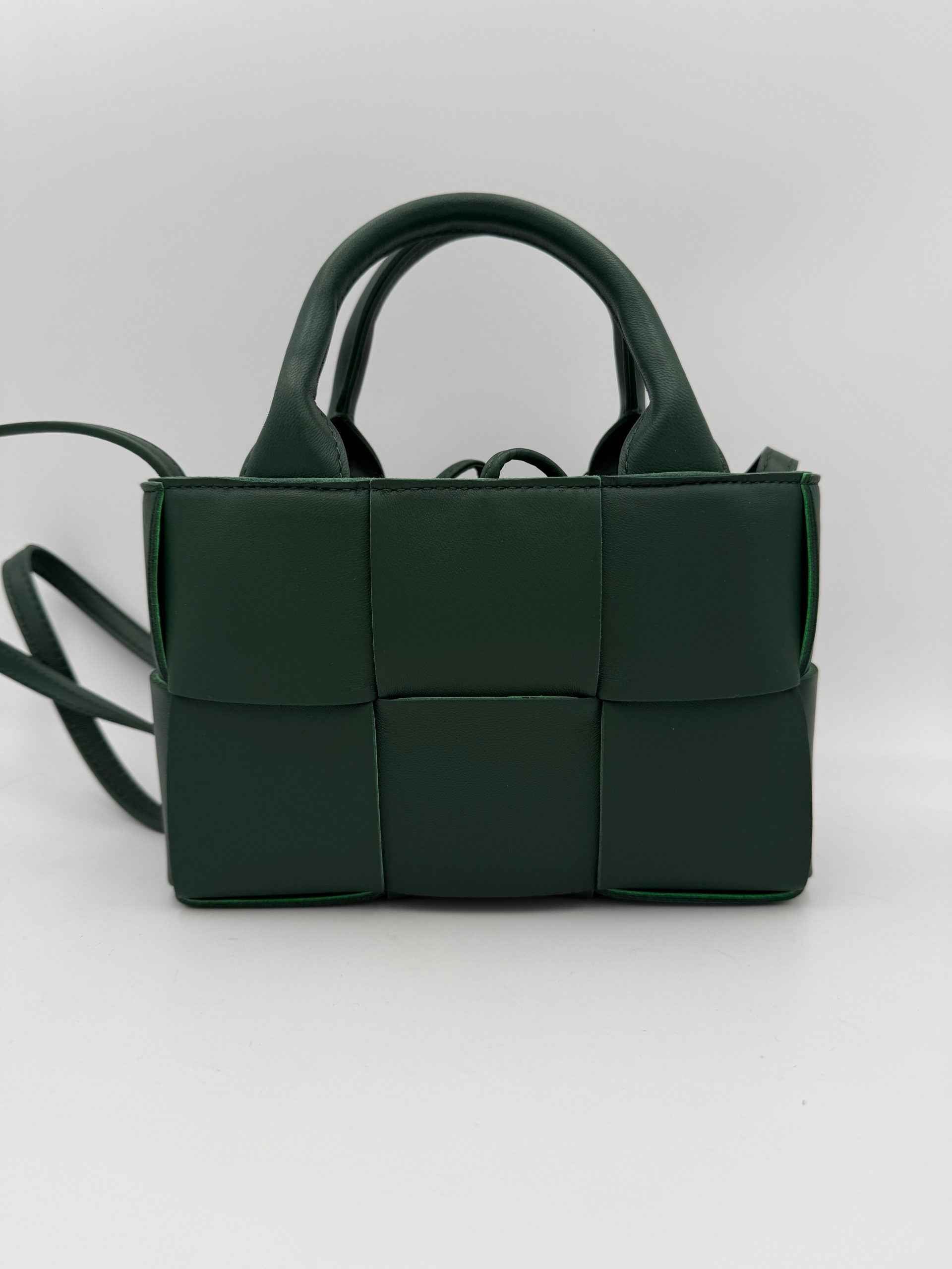 Bottega Veneta BOTTEGA VENETA CANDY ARCO Shoulder Bag