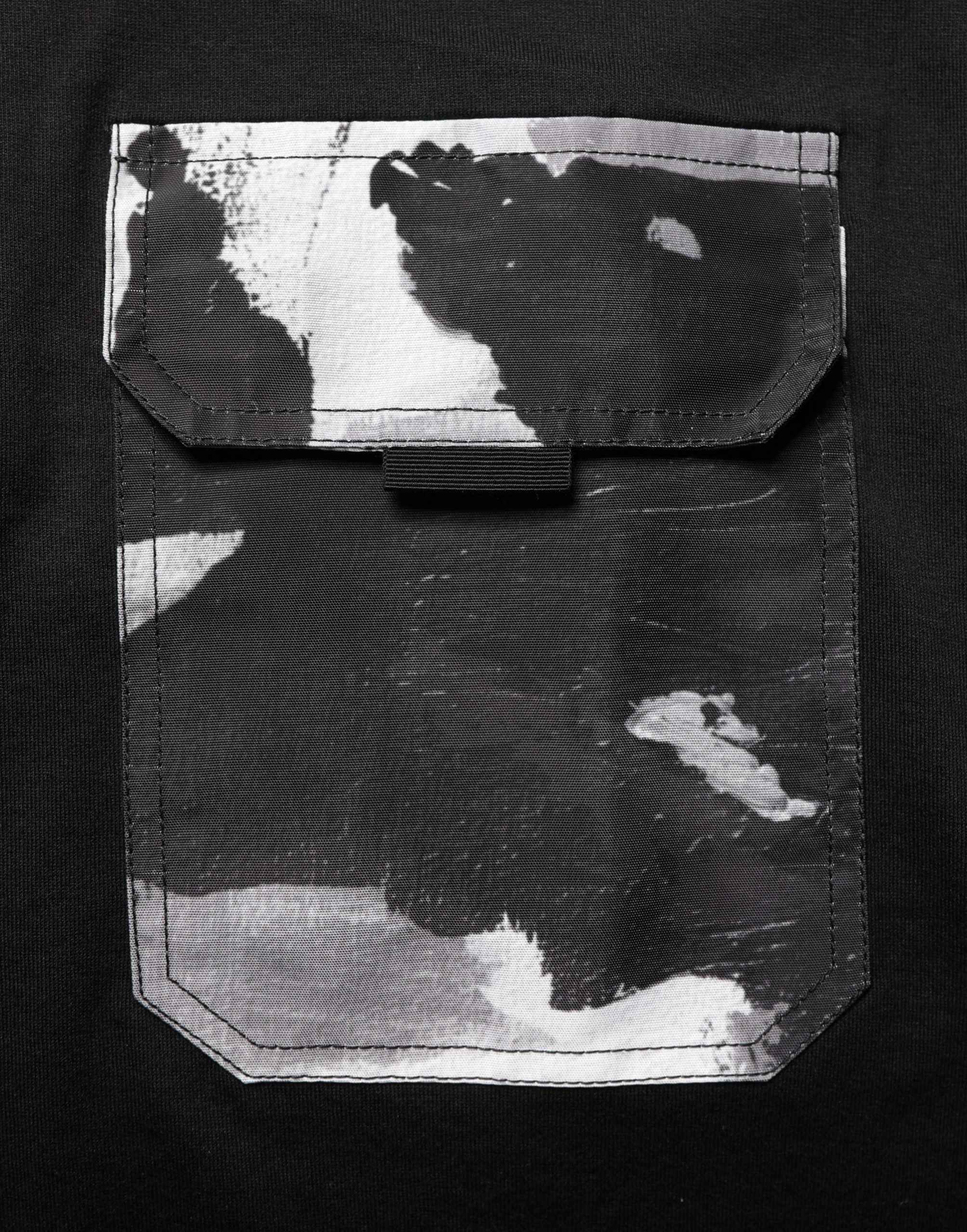 Dolce & Gabbana Black Camouflage Pocket Oversized T-shirt