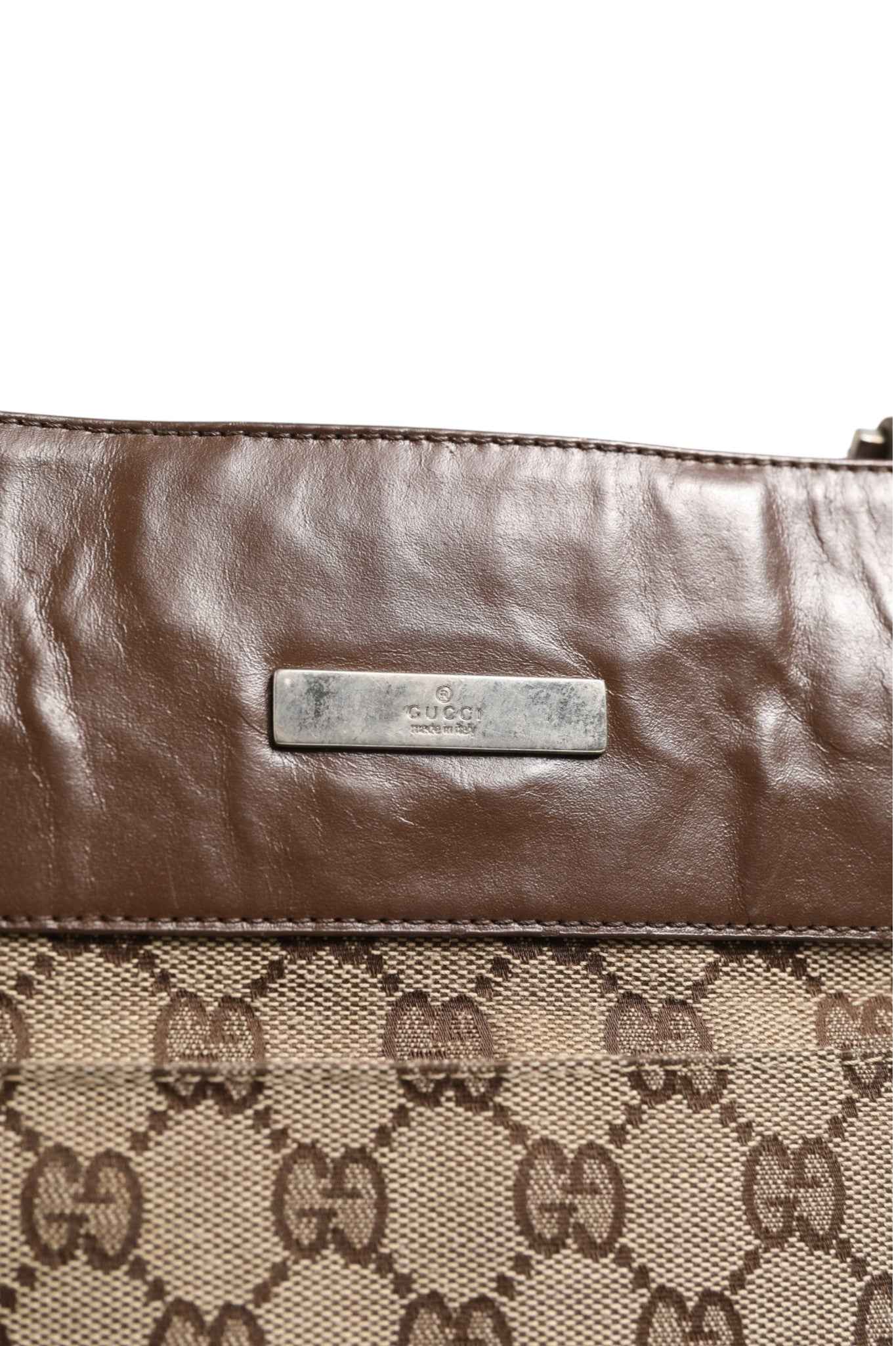 Gucci Supreme Shoulder Bag