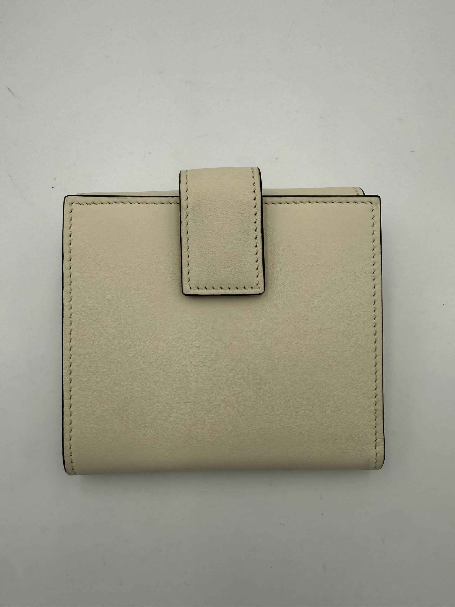 Gucci GUCCI GG Marmont Compact Wallet