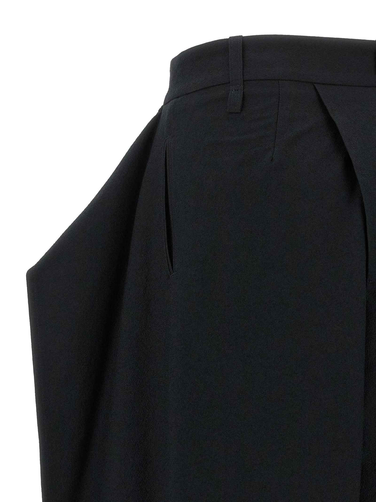 Issey Miyake Black Polyester Casual Pants