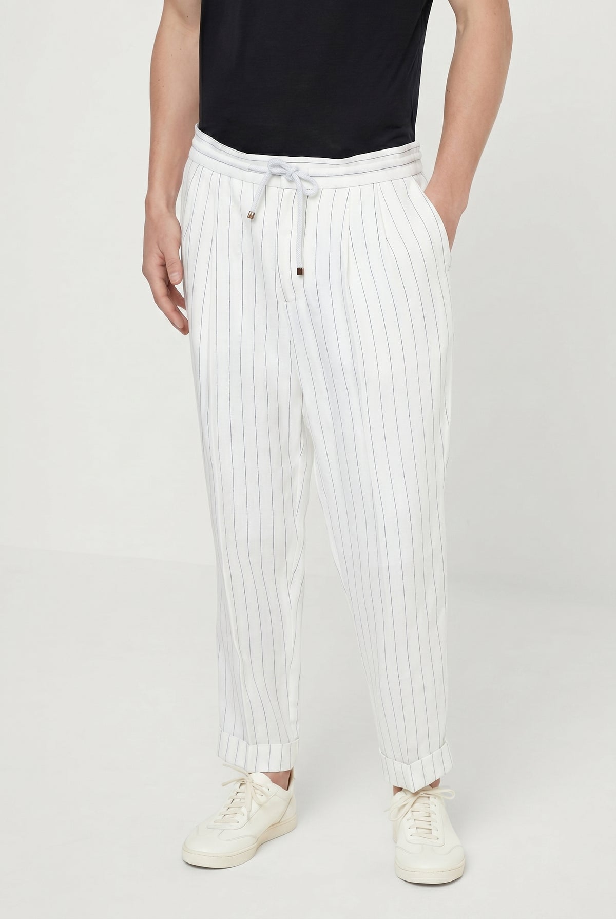 BRUNELLO CUCINELLI MEN'S WHITE LINEN RELAXED TROUSERS