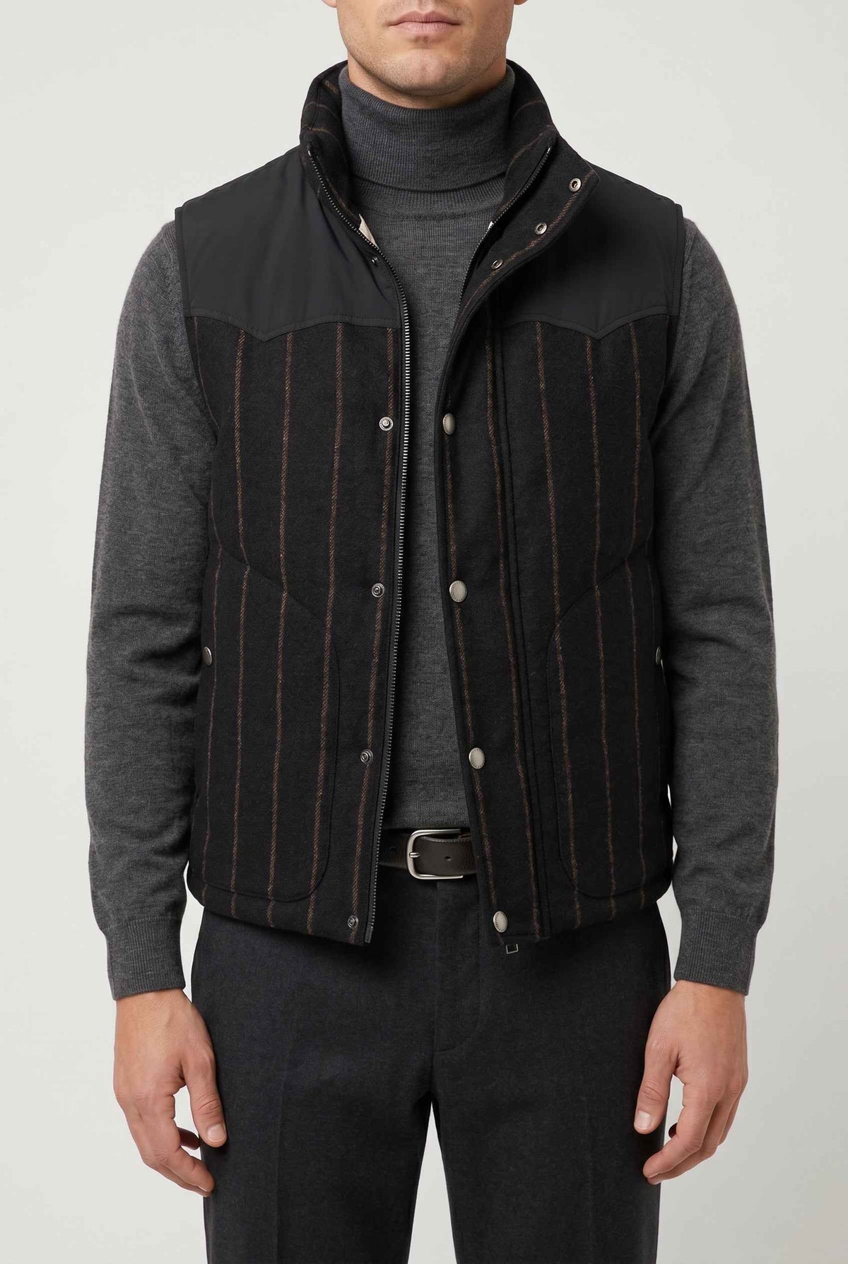 BRUNELLO CUCINELLI MEN'S BLACK STRIPED WOOL VEST