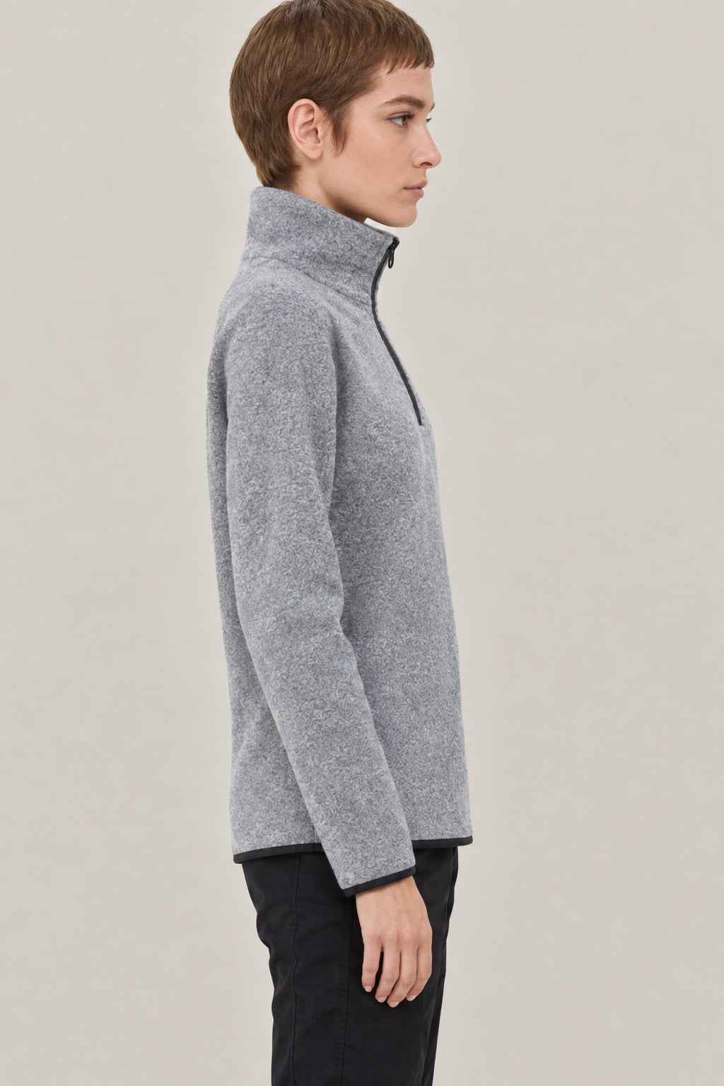 BRUNELLO CUCINELLI WOMEN'S GREY WOOL BLEND SWEATER