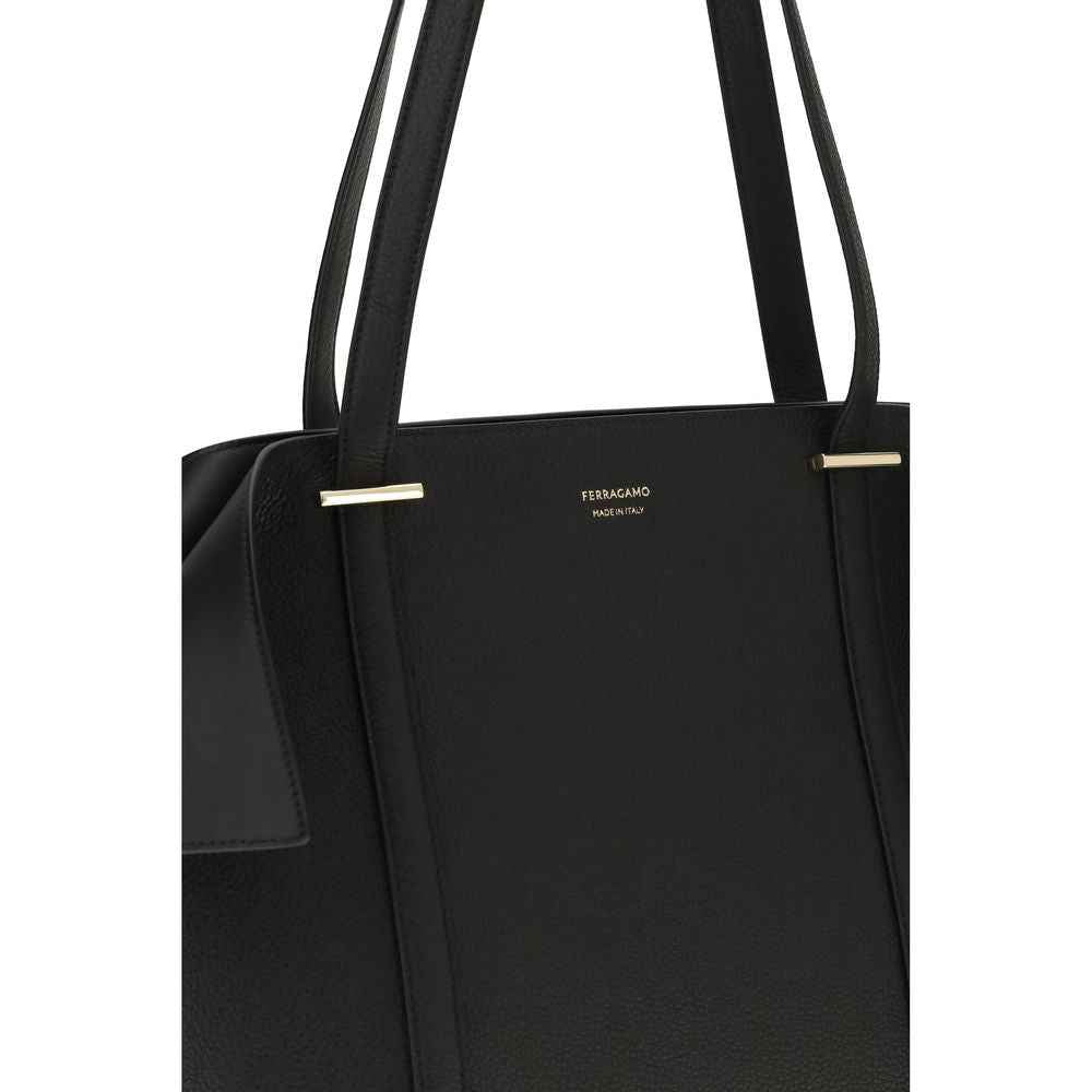 Ferragamo Black Calf Leather Bos Taurus Shoulder Bag
