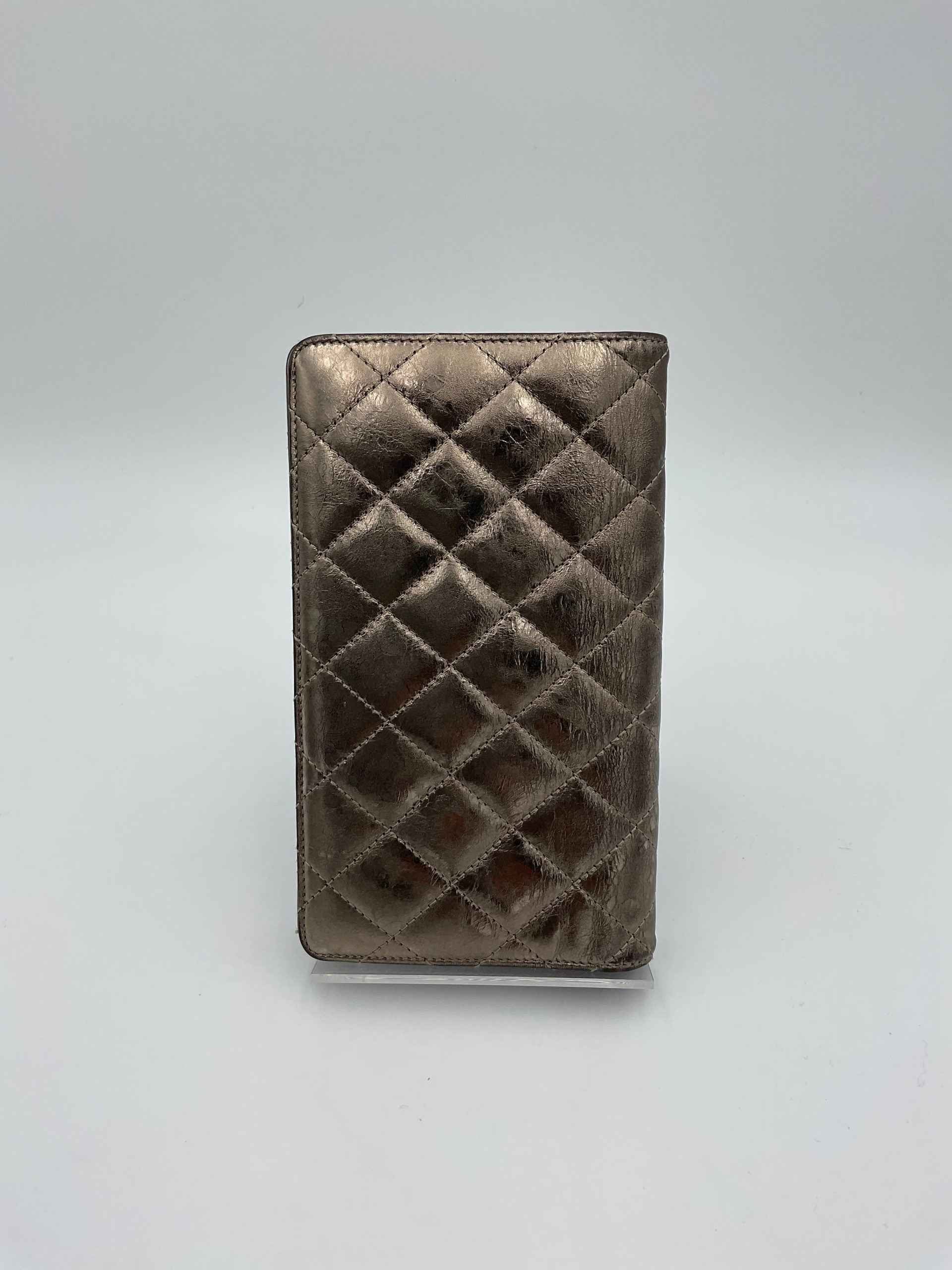 Chanel CHANEL Matèlassè Platinum Wallet