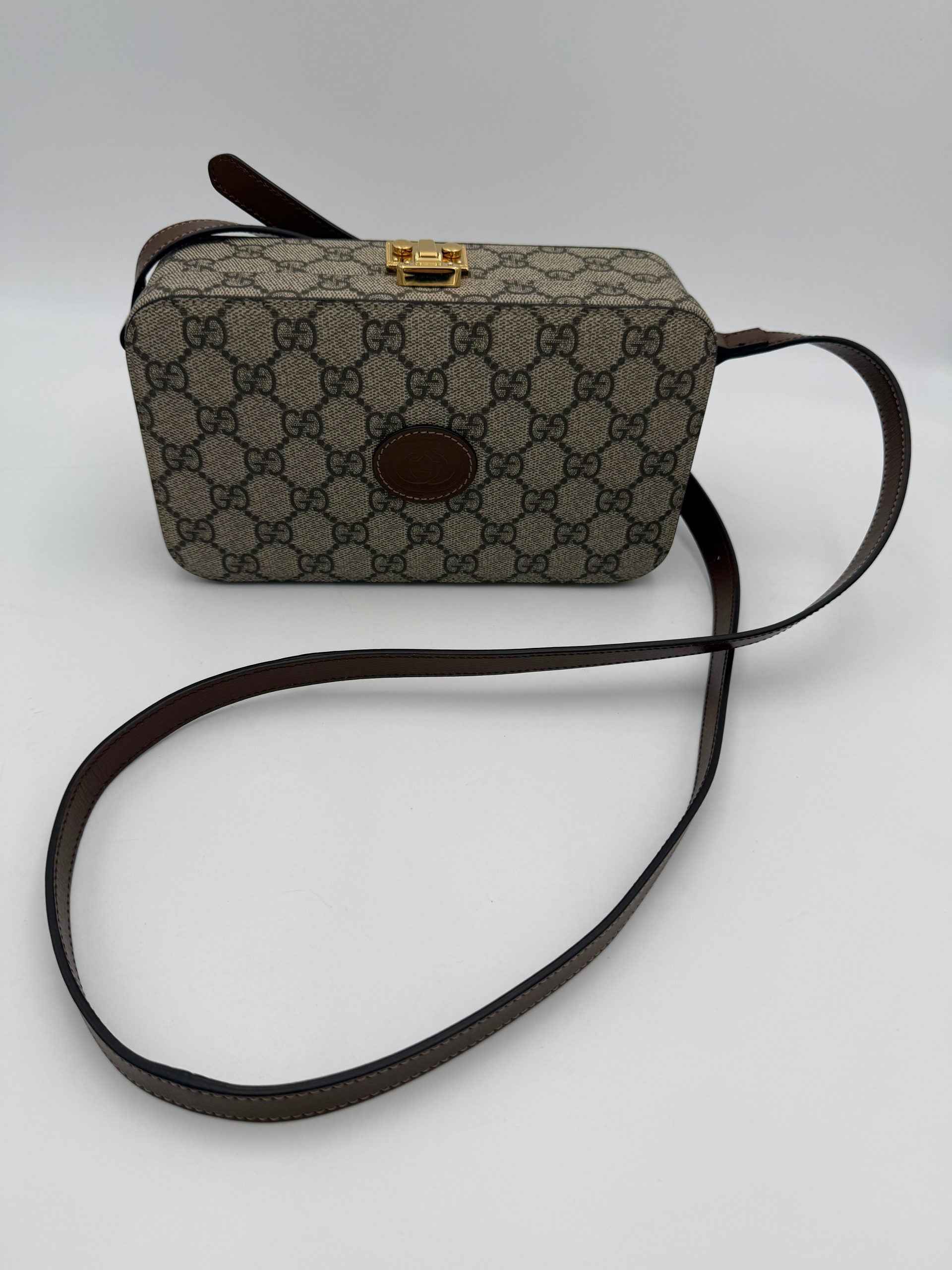 Gucci GUCCI TRUNK GG Supreme Trunk