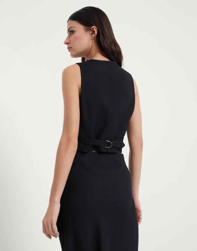 BRUNELLO CUCINELLI WOMEN'S BLACK TAILORED VEST WITH BUTTONS
