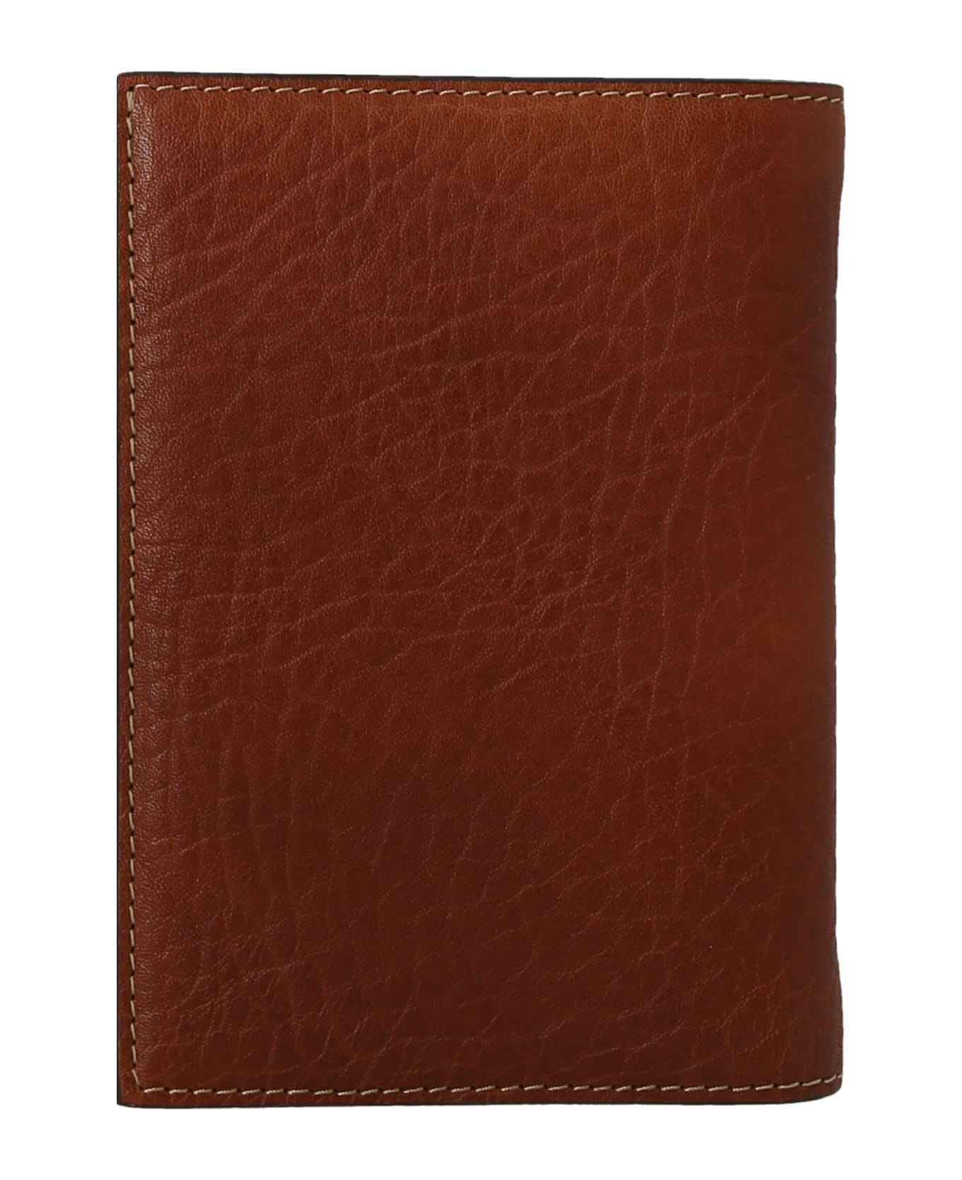 BRUNELLO CUCINELLI MEN'S COPPER LEATHER PASSPORT HOLDER
