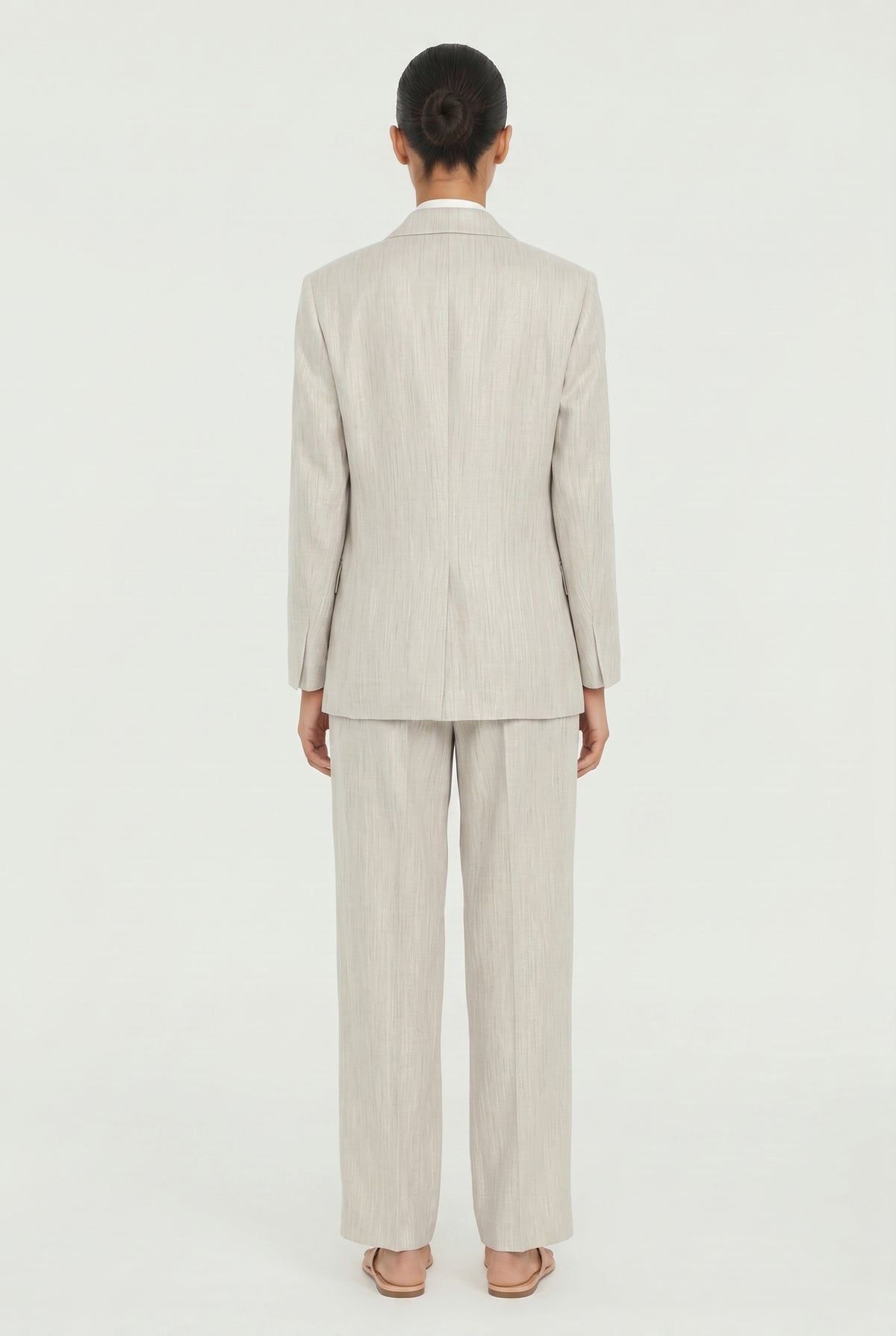 BRUNELLO CUCINELLI WOMEN'S LIGHT BEIGE LINEN SUIT