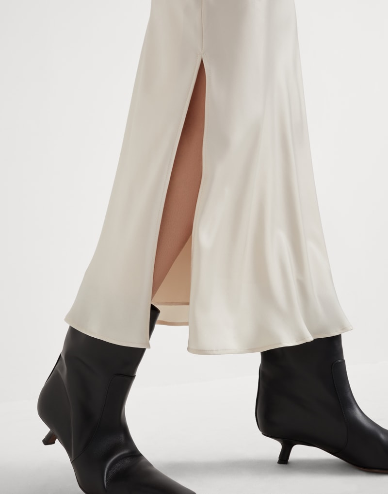 BRUNELLO CUCINELLI WOMEN'S OFF WHITE SLIT MIDI SKIRT