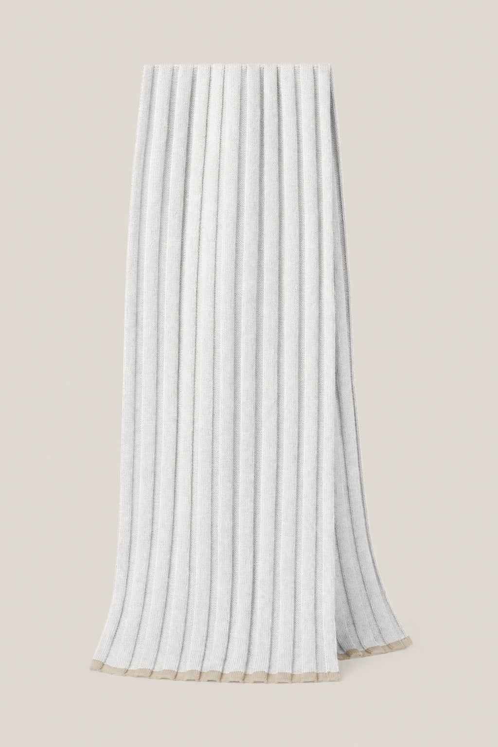 BRUNELLO CUCINELLI MEN'S WHITE RIBBED WOOL SCARF