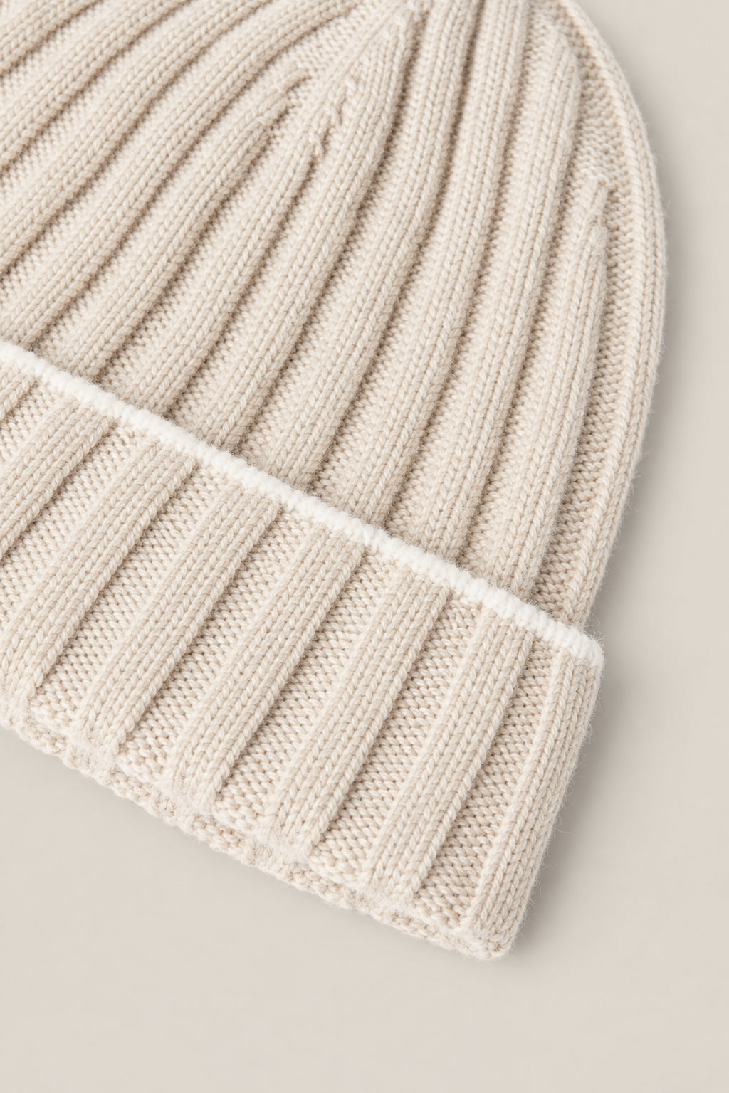 BRUNELLO CUCINELLI MEN'S LIGHT BROWN WOOL RIBBED KNIT HAT