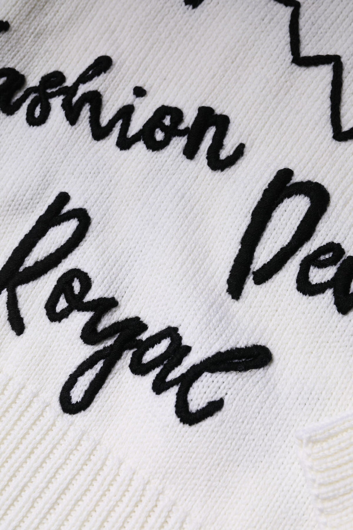 Dolce & Gabbana White Wool Knit Crew Neck Pullover Sweater