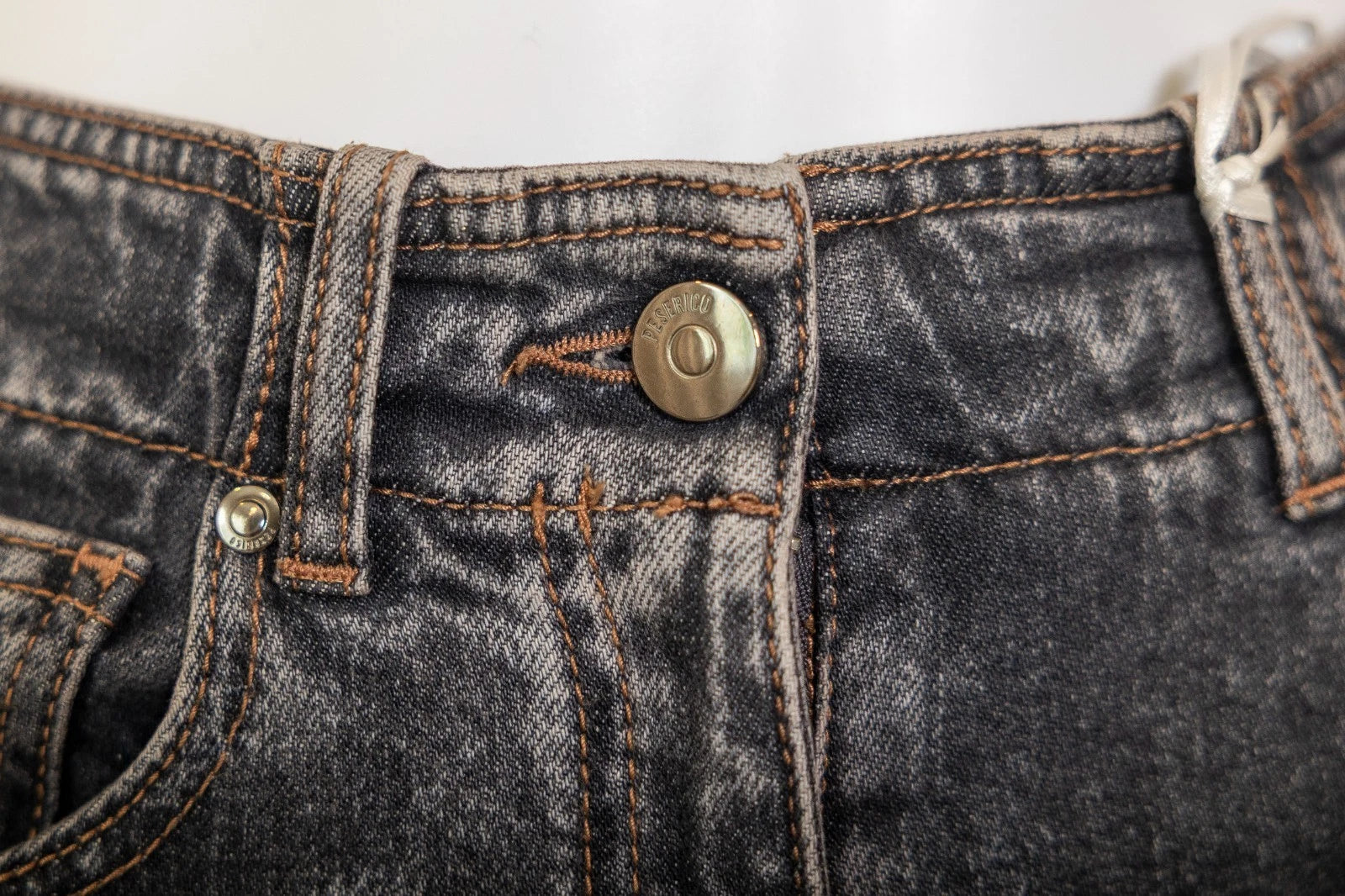 Peserico stonewash cropped jeans